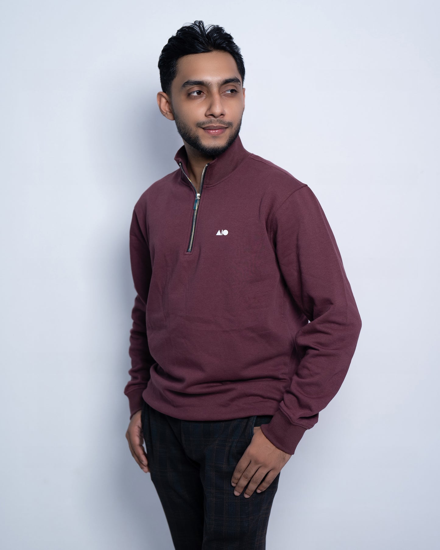 Short Zipper Sweatshirt - (Maroon)