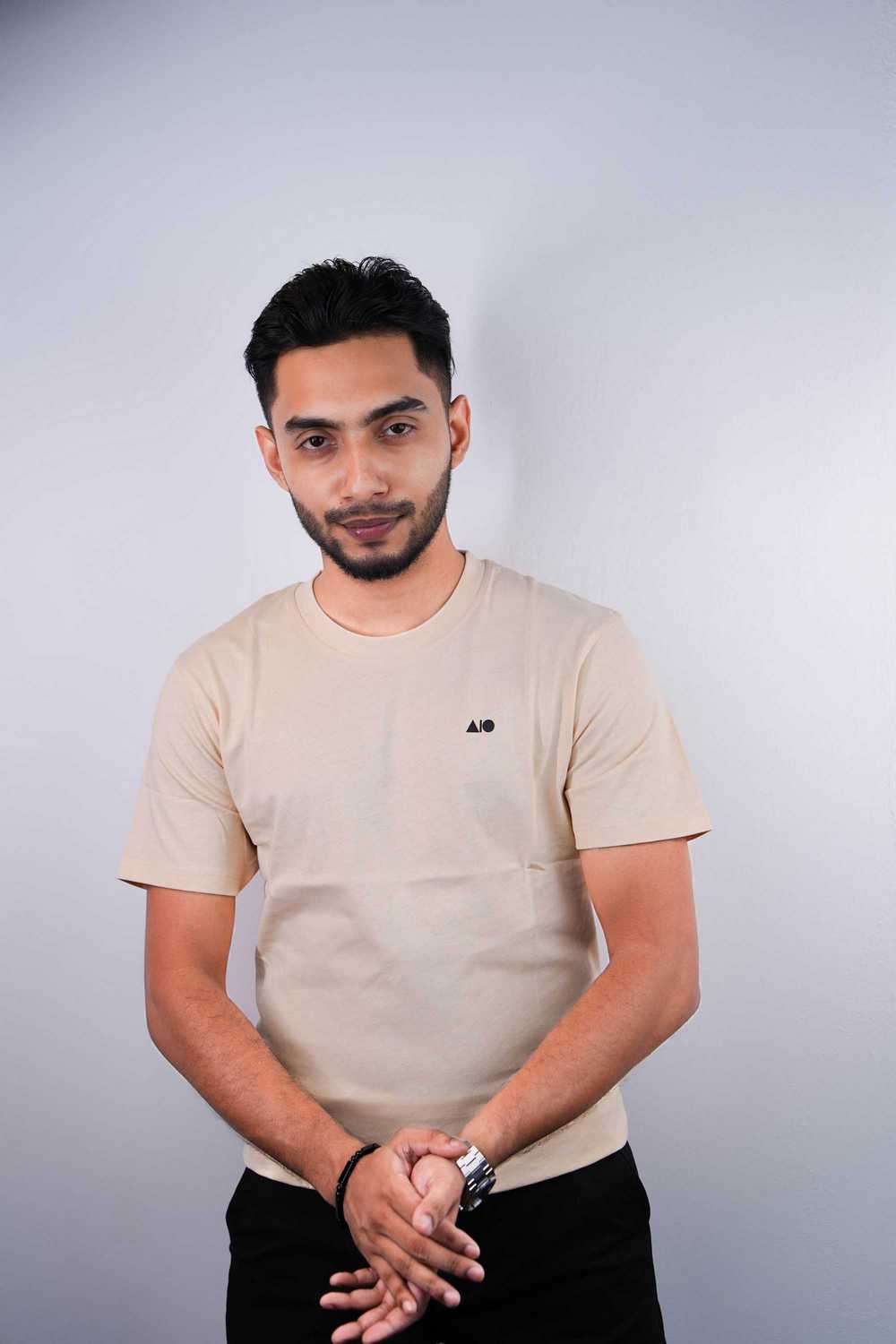 Men's Basic T-Shirt (Irish Cream)